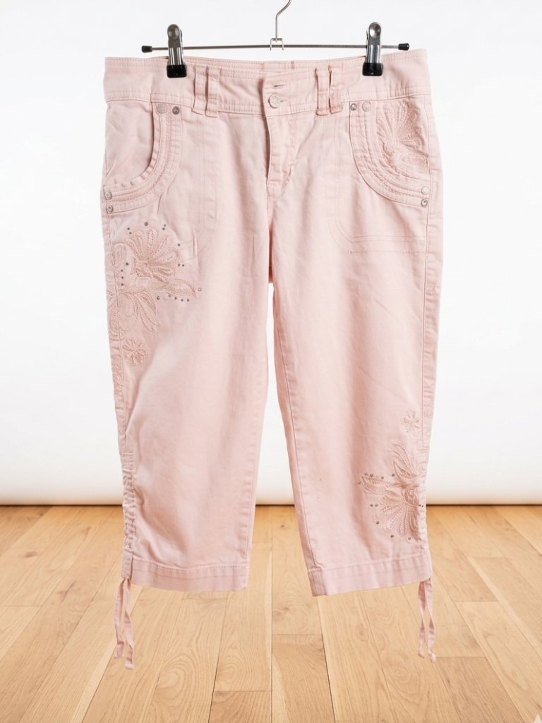 Gorgeous Gloria Vanderbilt Size 4p Baby Pink Capris